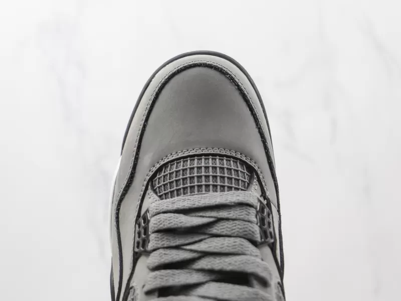 Nike Air Jordan 4 “Cool Grey” Modelo 301M - Imagenes Modo Zapatillas | Moda Zapatillas Hombre · Zapatillas de Mujer | Nike · Adidas