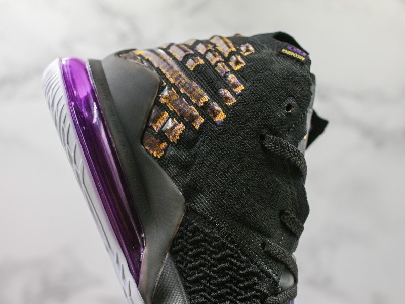Nike LeBron 17 Modelo 102M - Modo Zapatillas | zapatillas en descuento