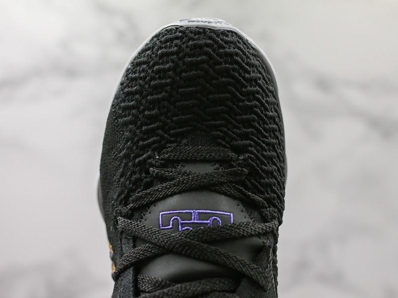 Nike LeBron 17 Modelo 102M - Modo Zapatillas | zapatillas en descuento