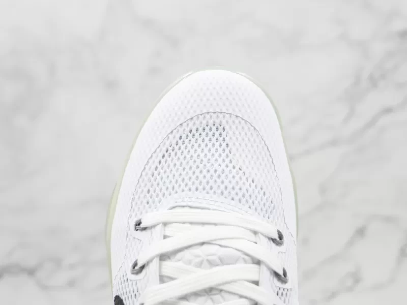 Nike Kobe 11 EM  Modelo 109M - Imagenes Modo Zapatillas | Moda Zapatillas Hombre · Zapatillas de Mujer | Nike · Adidas