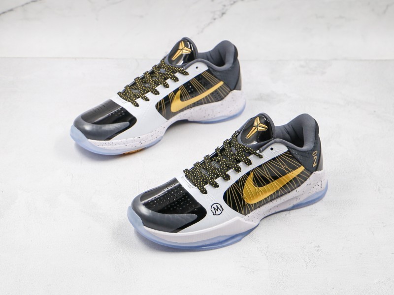 Nike Kobe 11 EM  Modelo 111M - Modo Zapatillas | zapatillas en descuento