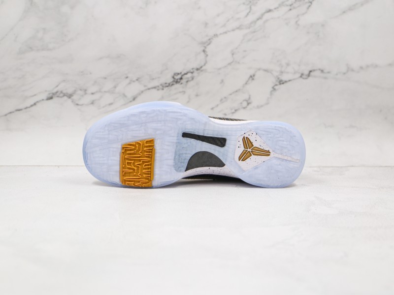 Nike Kobe 11 EM  Modelo 111M - Modo Zapatillas | zapatillas en descuento