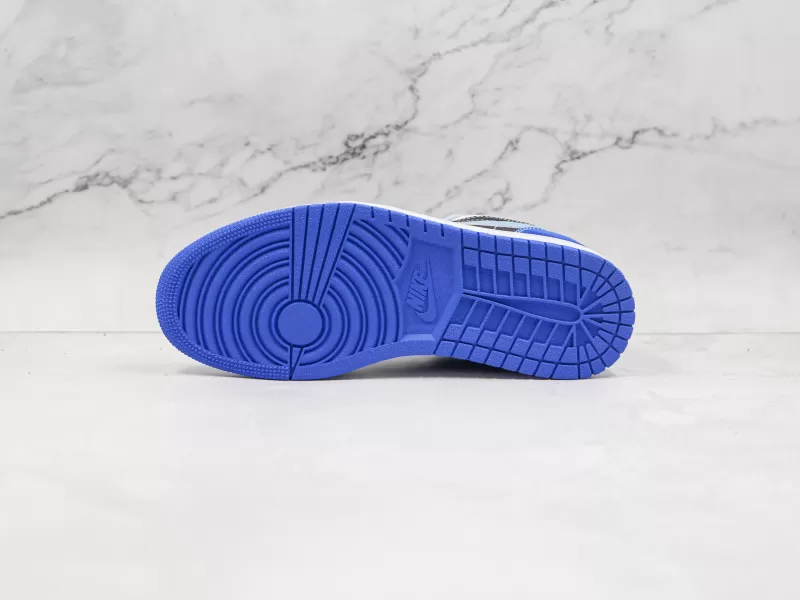 Nike Air Jordan 1 Low Modelo 107H - Imagenes Modo Zapatillas | Moda Zapatillas Hombre · Zapatillas de Mujer | Nike · Adidas