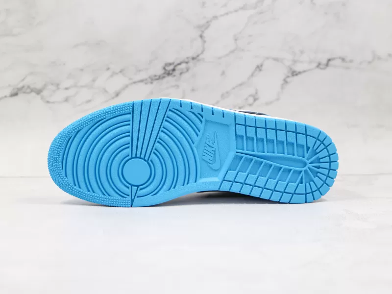 Nike Air Jordan 1 Low Modelo 110H - Imagenes Modo Zapatillas | Moda Zapatillas Hombre · Zapatillas de Mujer | Nike · Adidas