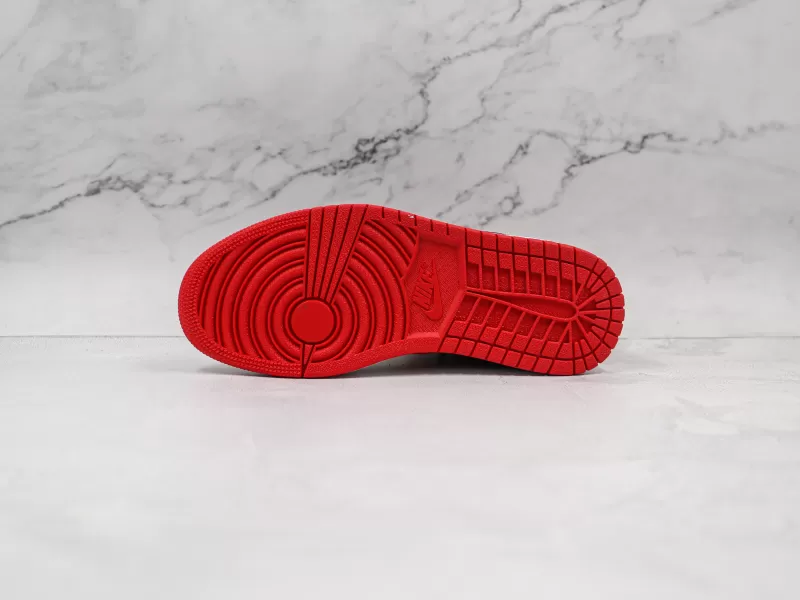 Nike Air Jordan 1 Low Modelo 125H - Imagenes Modo Zapatillas | Moda Zapatillas Hombre · Zapatillas de Mujer | Nike · Adidas