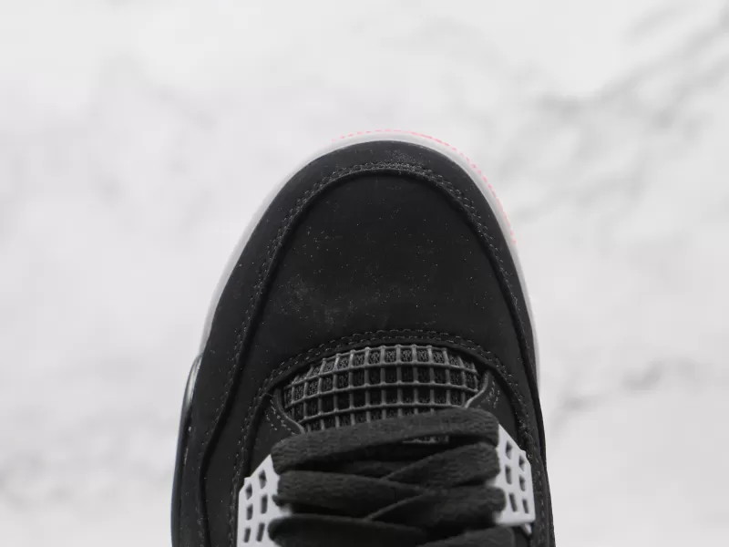 Nike Air Jordan Retro 4 Bred M - Imagenes Modo Zapatillas | Moda Zapatillas Hombre · Zapatillas de Mujer | Nike · Adidas