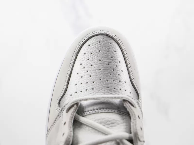 Nike Air Jordan 1 High Modelo 213H - Imagenes Modo Zapatillas | Moda Zapatillas Hombre · Zapatillas de Mujer | Nike · Adidas