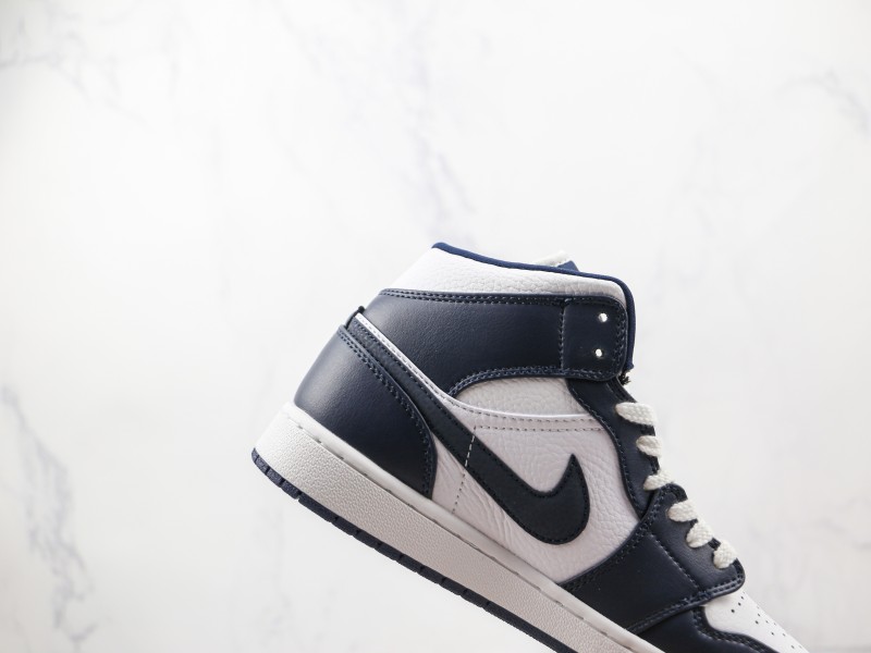 Nike Air Jordan 1 Mid Modelo 215M - Modo Zapatillas | zapatillas en descuento