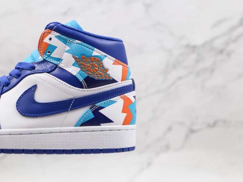 Nike Air Jordan 1 Mid  Modelo 220M - Modo Zapatillas | zapatillas en descuento