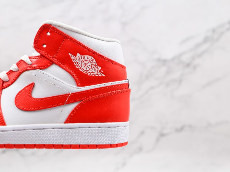 Nike Air Jordan 1 Mid  Modelo 225M - Modo Zapatillas | zapatillas en descuento