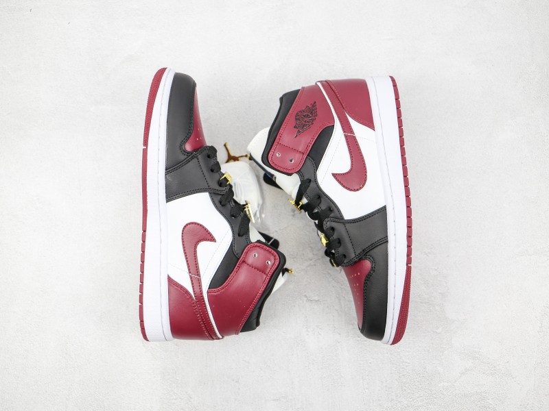 Nike Air Jordan 1 Mid  Modelo 236M - Modo Zapatillas | zapatillas en descuento