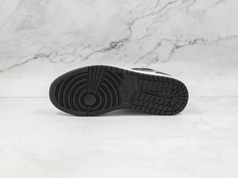 Nike Air Jordan 1 Mid  Modelo 240M - Modo Zapatillas | zapatillas en descuento