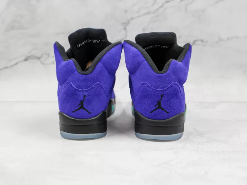 Nike Air Jordan 5 “Alternate Grape” Modelo 101M - Imagenes Modo Zapatillas | Moda Zapatillas Hombre · Zapatillas de Mujer | Nike · Adidas