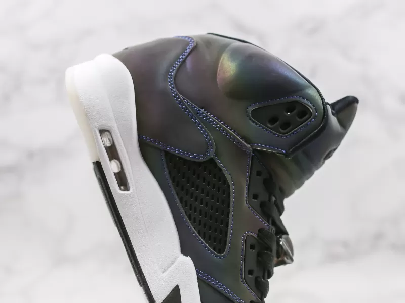 Nike Air Jordan 5 “Oil Grey” Modelo 114M - Imagenes Modo Zapatillas | Moda Zapatillas Hombre · Zapatillas de Mujer | Nike · Adidas