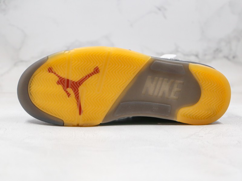 Nike Air Jordan 5 Retro x OFF-White Modelo 117H - Modo Zapatillas | zapatillas en descuento
