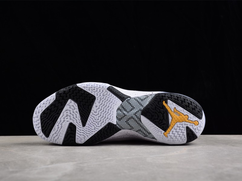 Nike Air Jordan XXXVII Oreo - Modo Zapatillas | zapatillas en descuento