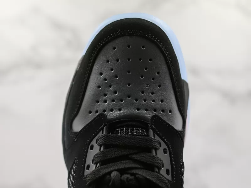 Nike Jordan Mars Modelo 111H - Imagenes Modo Zapatillas | Moda Zapatillas Hombre · Zapatillas de Mujer | Nike · Adidas