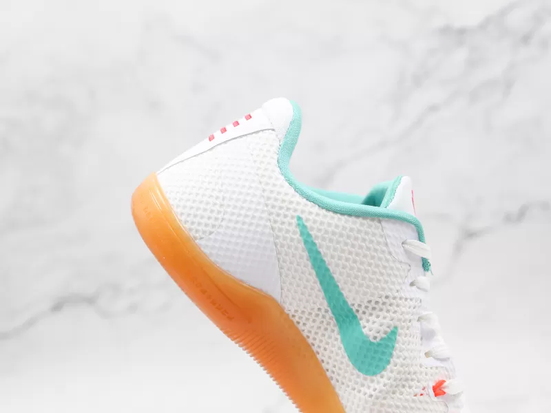Nike Kobe 11 EM  Modelo 110H - Imagenes Modo Zapatillas | Moda Zapatillas Hombre · Zapatillas de Mujer | Nike · Adidas