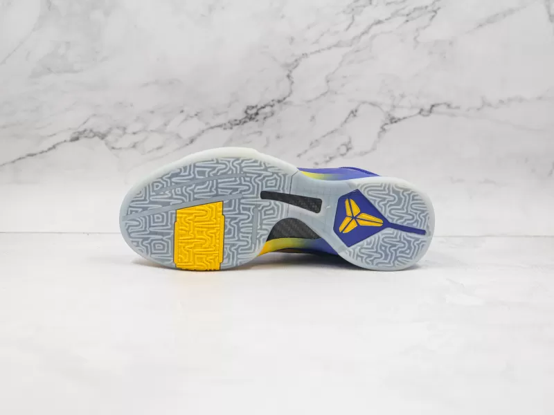 Nike Kobe 5 Protro Modelo 112 - Imagenes Modo Zapatillas | Moda Zapatillas Hombre · Zapatillas de Mujer | Nike · Adidas
