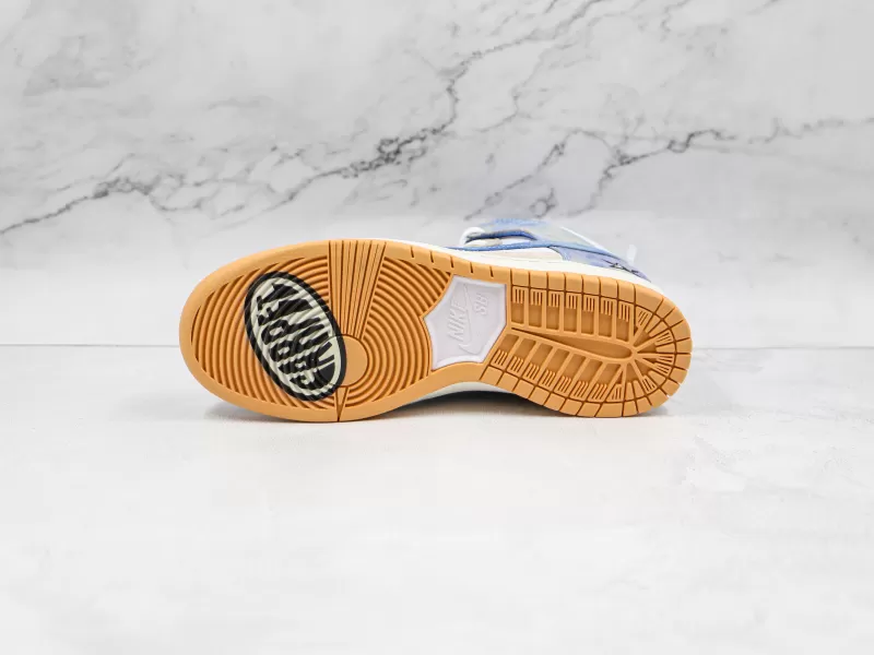 Nike SB Dunk High Carpet Company Modelo 119H - Imagenes Modo Zapatillas | Moda Zapatillas Hombre · Zapatillas de Mujer | Nike · Adidas