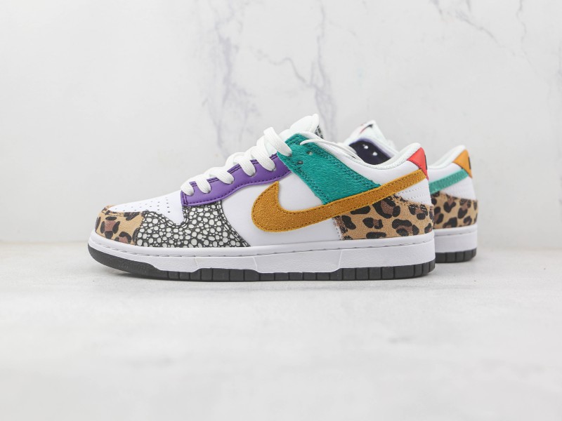 Nike SB Dunk Low "Light Bone" Modelo 205H - Modo Zapatillas | zapatillas en descuento