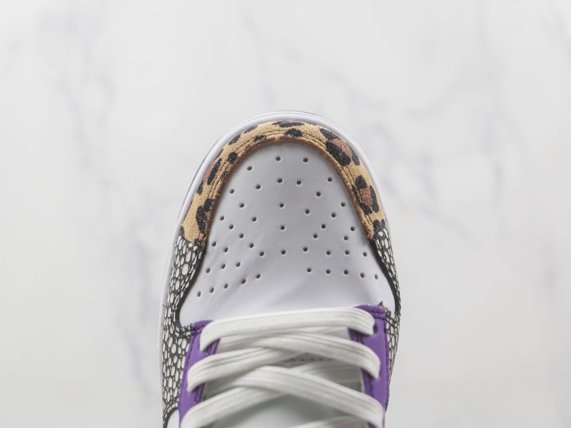 Nike SB Dunk Low "Light Bone" Modelo 205H - Modo Zapatillas | zapatillas en descuento