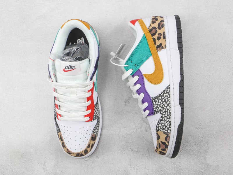 Nike SB Dunk Low "Light Bone" Modelo 205H - Modo Zapatillas | zapatillas en descuento