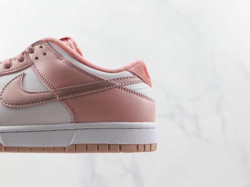 Nike SB Dunk Low "Pink Velvet" Modelo 203H - Modo Zapatillas | zapatillas en descuento