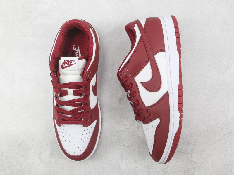 Nike SB Dunk Low "Team Red" Modelo 409H - Modo Zapatillas | zapatillas en descuento