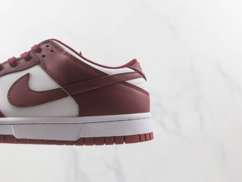 Nike SB Dunk Low "Team Red" Modelo 409H - Modo Zapatillas | zapatillas en descuento