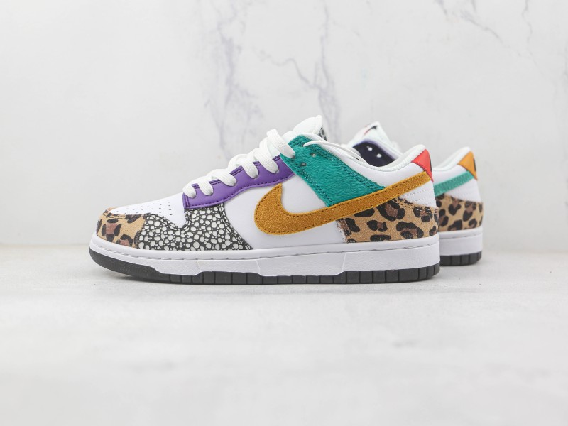 Nike SB Dunk Low "Light Bone" Modelo 205H - Modo Zapatillas | zapatillas en descuento